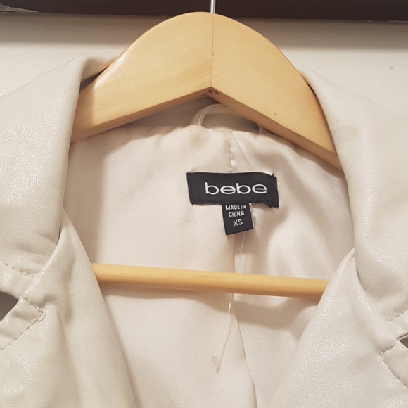 Bebe faux leather off-white jacket - Picture 5 of 8